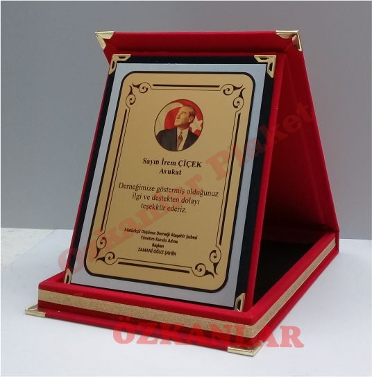 Kadife Kutulu Plaket KOD: PL 16
