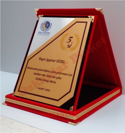 Kadife Kutulu Plaket KOD: PL 39