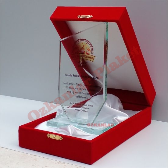 Kristal Plaket KOD: KP 43